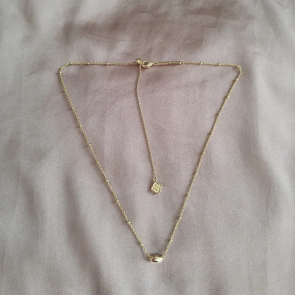 Kendra Scott Mini Elisa Necklace - Picture 4 of 4
